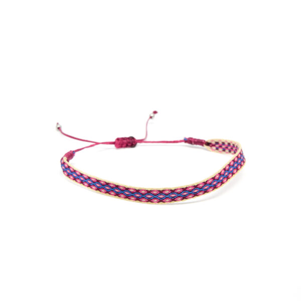 bordeaux, pink, blaues Stoffarmband im Boho-Style Frontansicht